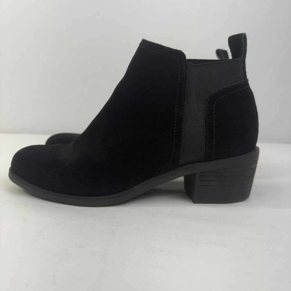 Kelly & Katie Women's Zora Black Suede Leather Chelsea Ankle Boots Size 6M